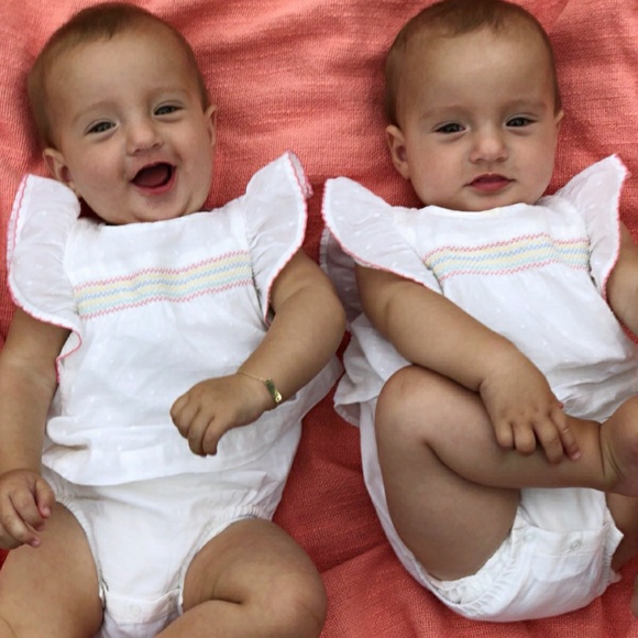 Baby Gap Ruffled Romper Playsuit Size 3-6 Months - Picture 2 of 7